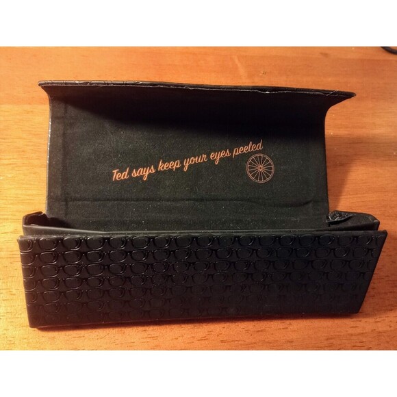 Ted Baker London Eyeglass Case Black Standard Size w/ Citrus Cleaning Cloth - Picture 3 of 6